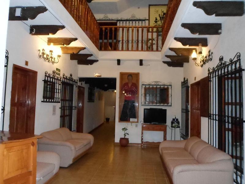 Hotel Don Quijote San Cristóbal de Las Casas Extérieur photo