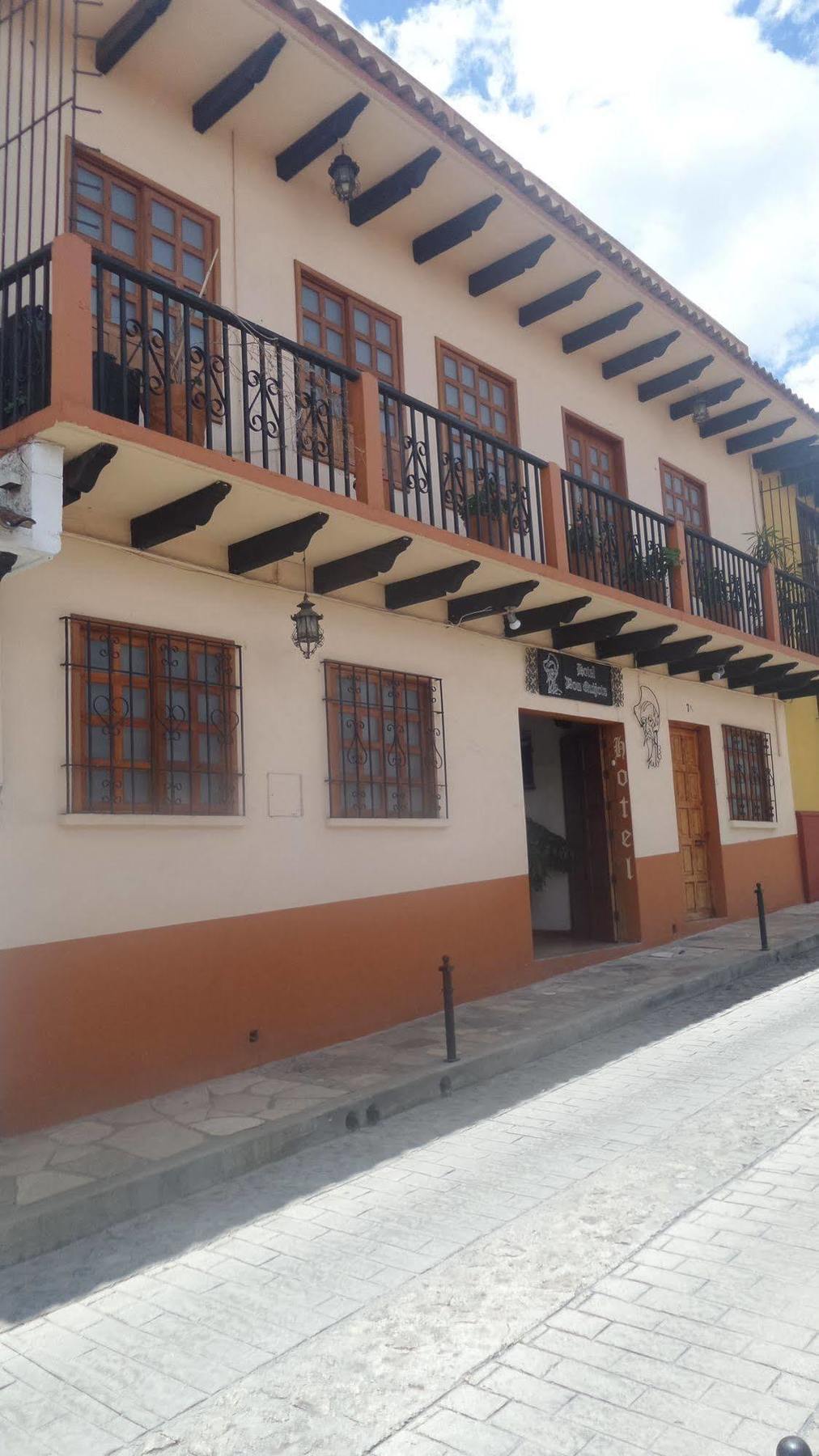 Hotel Don Quijote San Cristóbal de Las Casas Extérieur photo